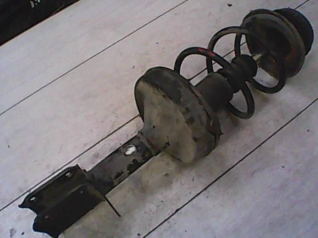 bontott RENAULT CLIO II Bal első Gólyaláb (Lengécsillapító, Rugó)