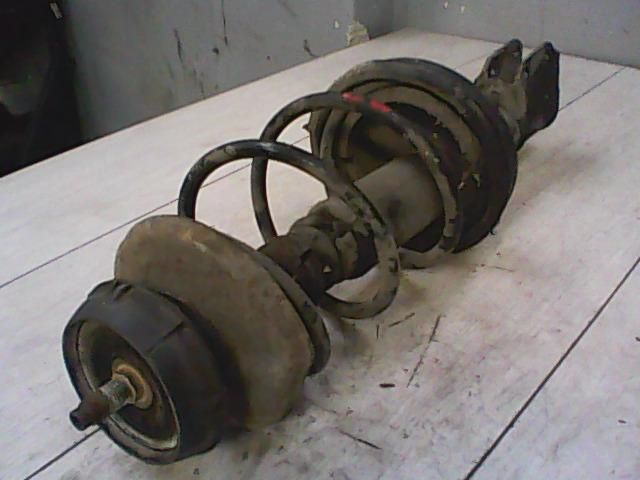 bontott RENAULT CLIO II Bal első Gólyaláb (Lengécsillapító, Rugó)