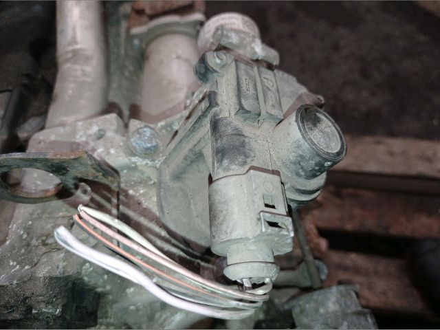 bontott RENAULT CLIO II EGR / AGR Szelep