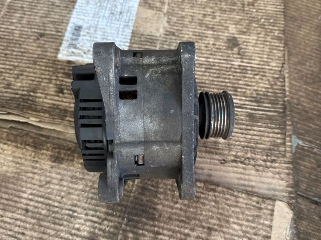 bontott RENAULT CLIO II Generátor