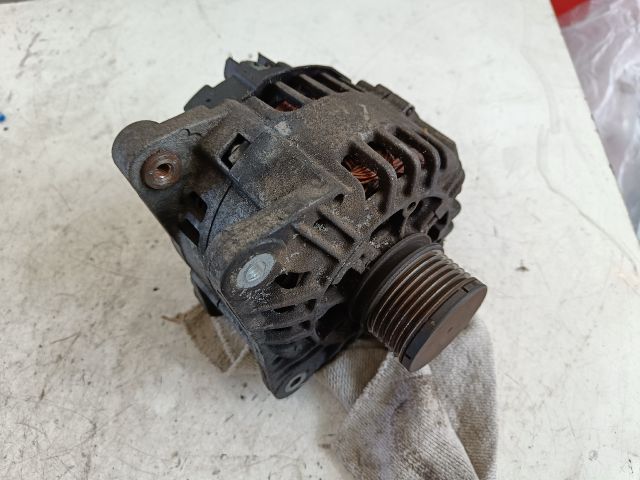 bontott RENAULT CLIO II Generátor