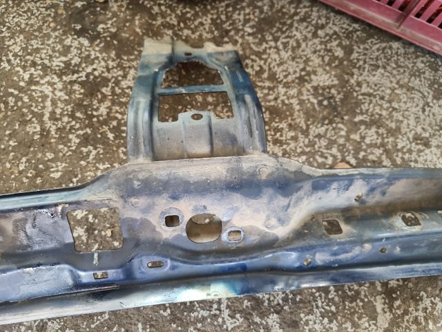 bontott RENAULT CLIO II Homlokfal (Üres lemez)