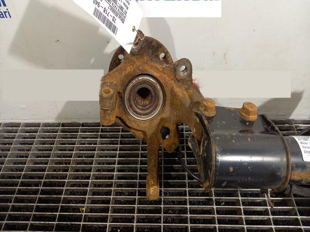 bontott RENAULT CLIO II Jobb első Csonkállvány