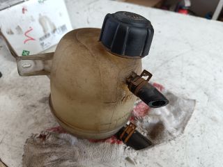 bontott RENAULT CLIO II Kiegyenlítő Tartály