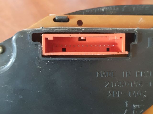 bontott RENAULT CLIO II Kilométeróra