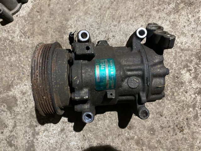 bontott RENAULT CLIO II Klímakompresszor