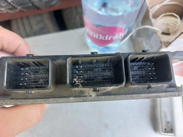 bontott RENAULT CLIO II Motorvezérlő