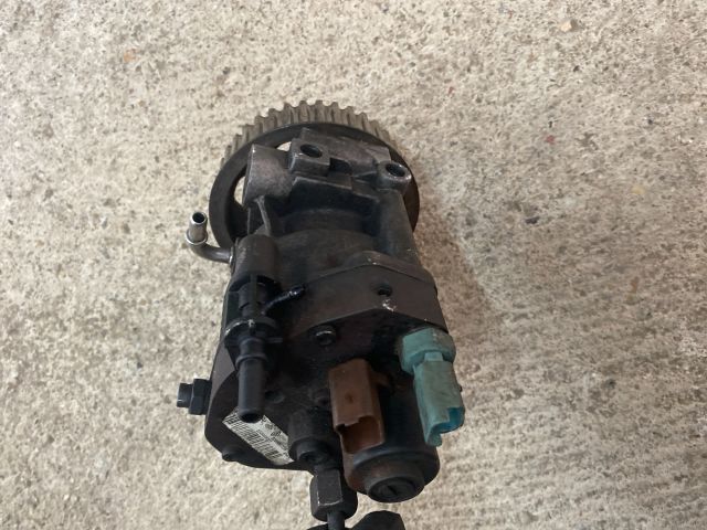 bontott RENAULT CLIO II Nagynyomású Szivattyú