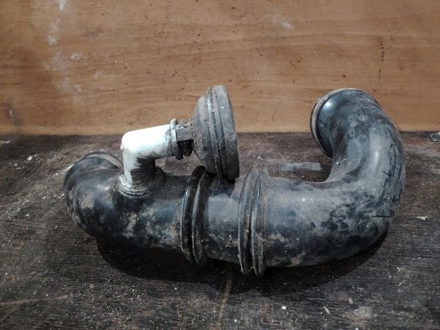 bontott RENAULT CLIO II Turbócső