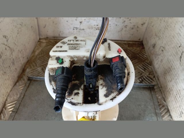 bontott RENAULT CLIO II Üzemanyagszint Jeladó