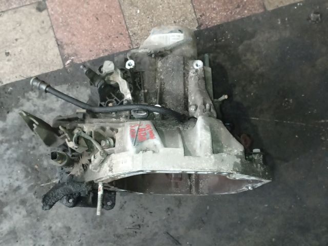 bontott RENAULT CLIO II Váltó (Mechanikus)