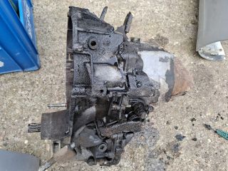 bontott RENAULT CLIO II Váltó (Mechanikus)