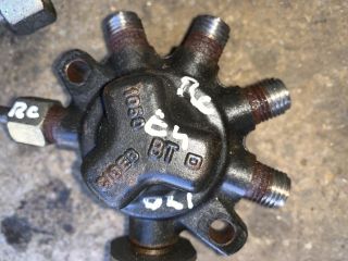 bontott RENAULT CLIO II Közösnyomócső