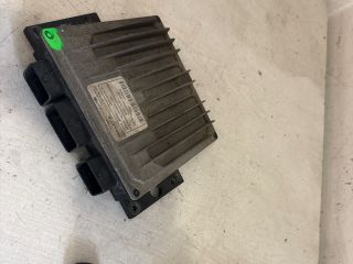 bontott RENAULT CLIO II Motorvezérlő