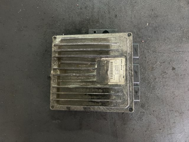 bontott RENAULT CLIO II Motorvezérlő