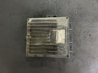 bontott RENAULT CLIO II Motorvezérlő