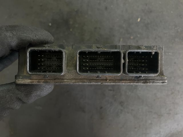 bontott RENAULT CLIO II Motorvezérlő