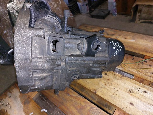 bontott RENAULT CLIO II Váltó (Mechanikus)