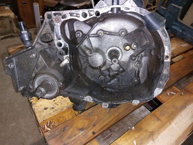 bontott RENAULT CLIO II Váltó (Mechanikus)