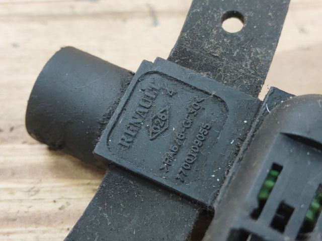 bontott RENAULT CLIO II Főtengely Fordulatszám Jeladó