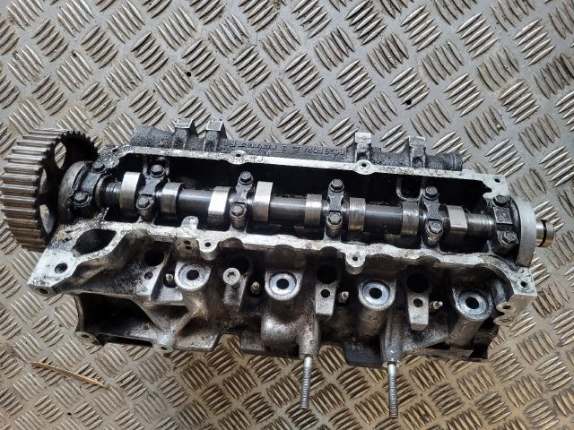 bontott RENAULT CLIO II Hengerfej