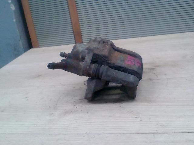 bontott RENAULT CLIO II Jobb első Féknyereg Munkahengerrel