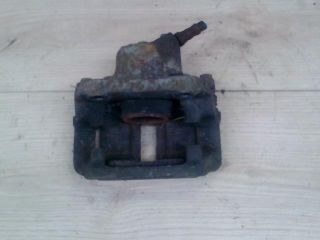 bontott RENAULT CLIO II Jobb első Féknyereg Munkahengerrel