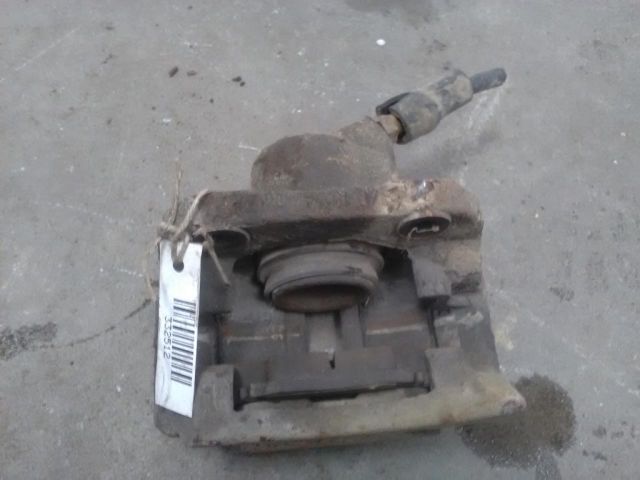 bontott RENAULT CLIO II Jobb első Féknyereg Munkahengerrel