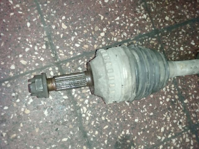 bontott RENAULT CLIO II Jobb Féltengely