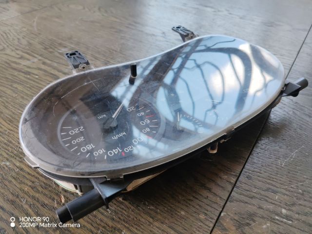 bontott RENAULT CLIO II Kilométeróra