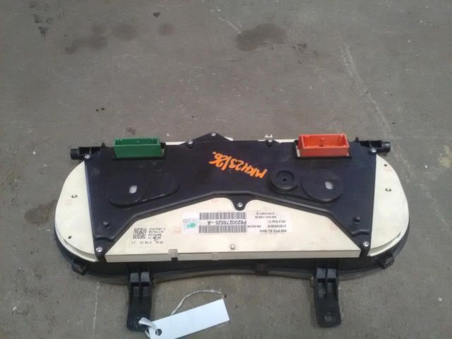 bontott RENAULT CLIO II Kilométeróra