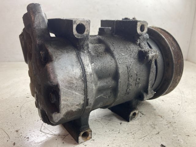 bontott RENAULT CLIO II Klímakompresszor