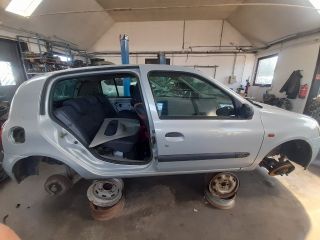 bontott RENAULT CLIO II Komplett Homlokfal (Részeivel)