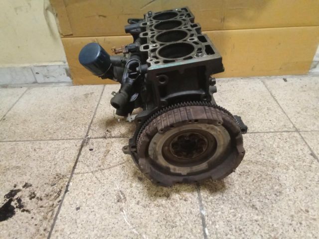 bontott RENAULT CLIO II Motorblokk (Fűzött)