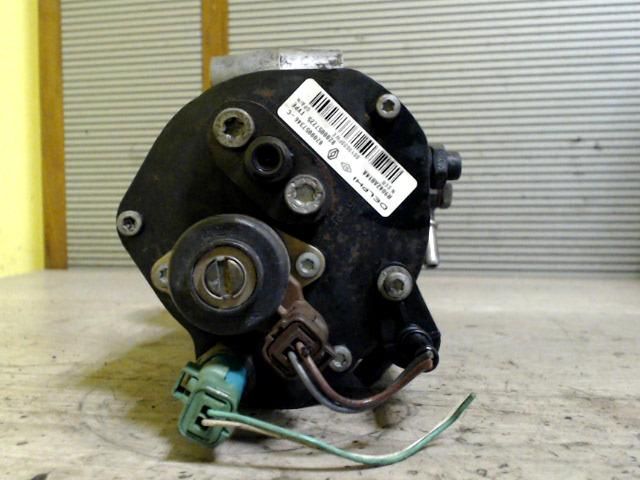 bontott RENAULT CLIO II Nagynyomású Szivattyú