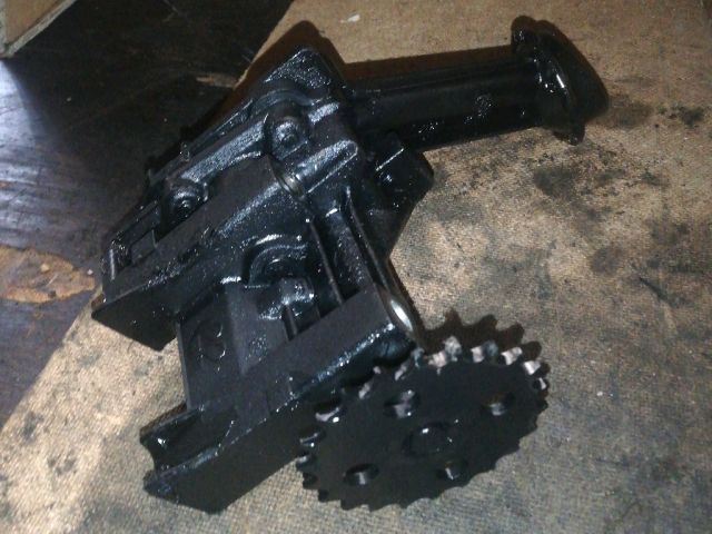 bontott RENAULT CLIO II Olajszivattyú