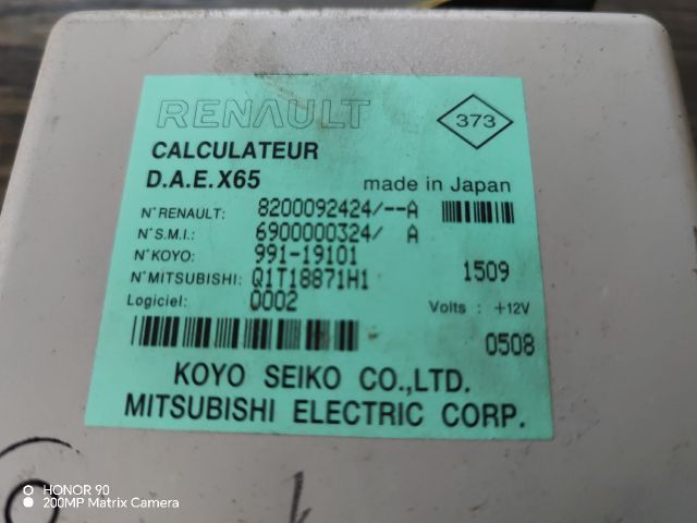 bontott RENAULT CLIO II Szervó Szivattyú Elektronika