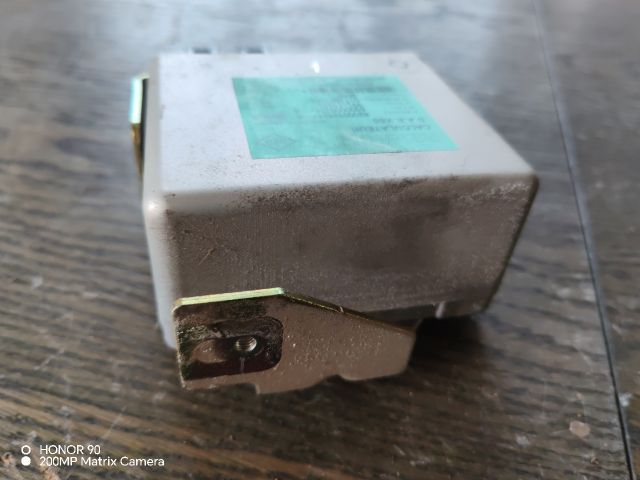 bontott RENAULT CLIO II Szervó Szivattyú Elektronika