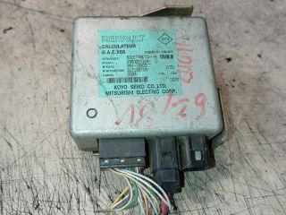 bontott RENAULT CLIO II Szervó Szivattyú Elektronika