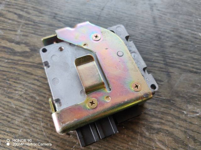 bontott RENAULT CLIO II Szervó Szivattyú Elektronika