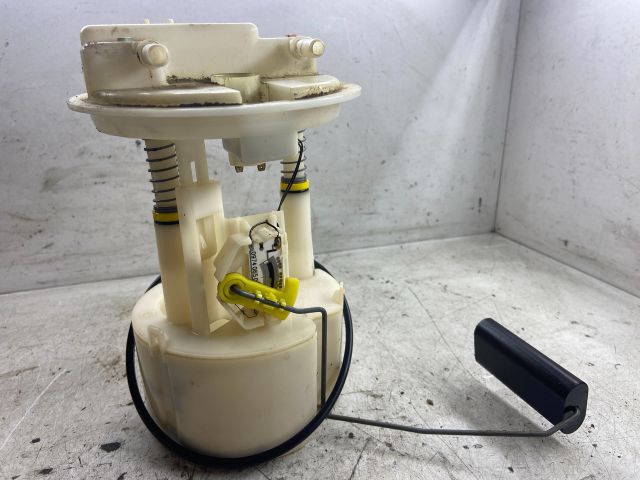 bontott RENAULT CLIO II Üzemanyag Szivattyú