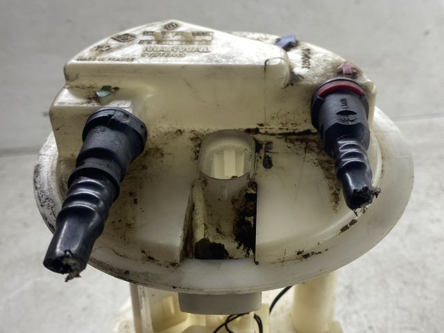 bontott RENAULT CLIO II Üzemanyag Szivattyú