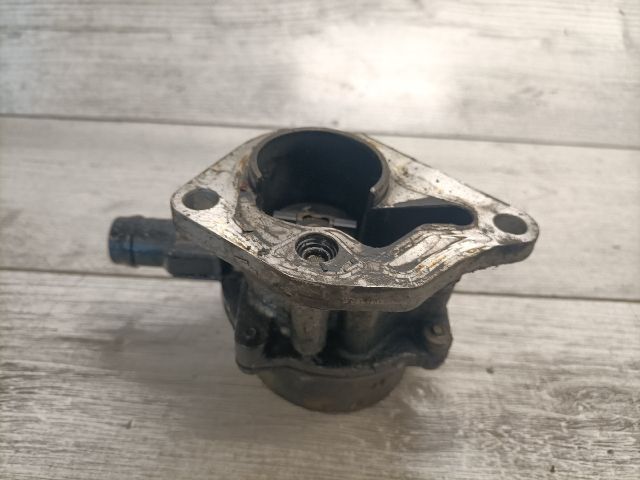 bontott RENAULT CLIO II Vákumpumpa