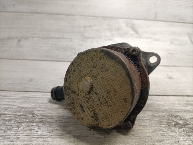 bontott RENAULT CLIO II Vákumpumpa