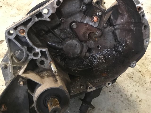 bontott RENAULT CLIO II Váltó (Mechanikus)