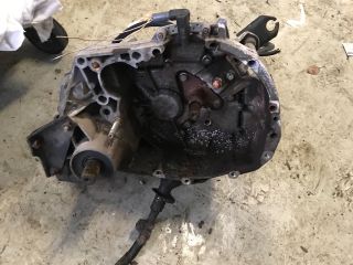 bontott RENAULT CLIO II Váltó (Mechanikus)
