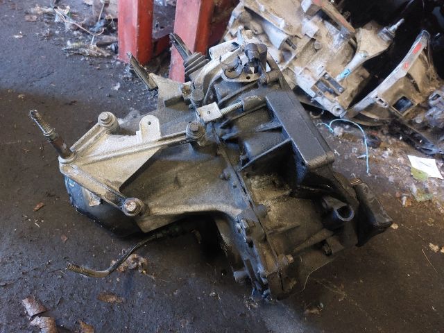 bontott RENAULT CLIO II Váltó (Mechanikus)
