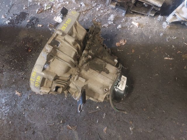 bontott RENAULT CLIO II Váltó (Mechanikus)