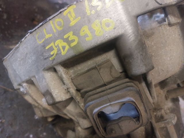 bontott RENAULT CLIO II Váltó (Mechanikus)