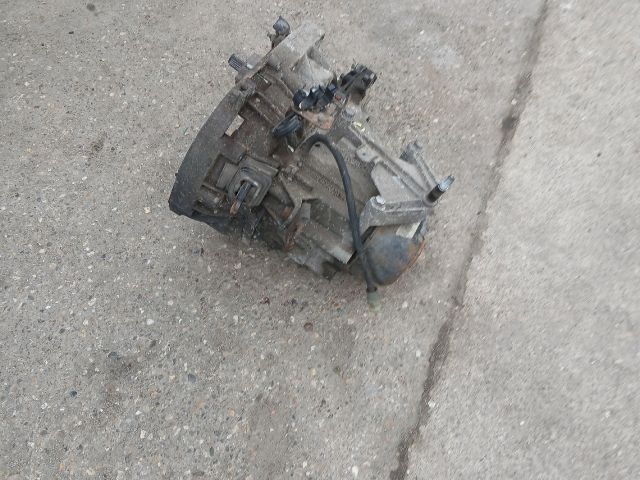 bontott RENAULT CLIO II Váltó (Mechanikus)